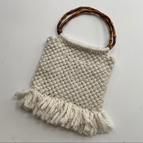 VTG Cream Knit Macrame Purse Bamboo Handles - Picture 1 of 7